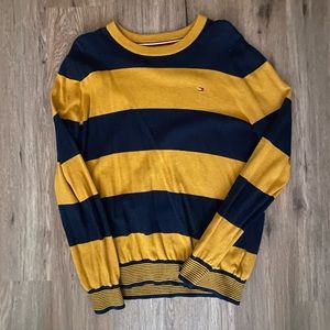 tommy hilfiger NWOT sweater